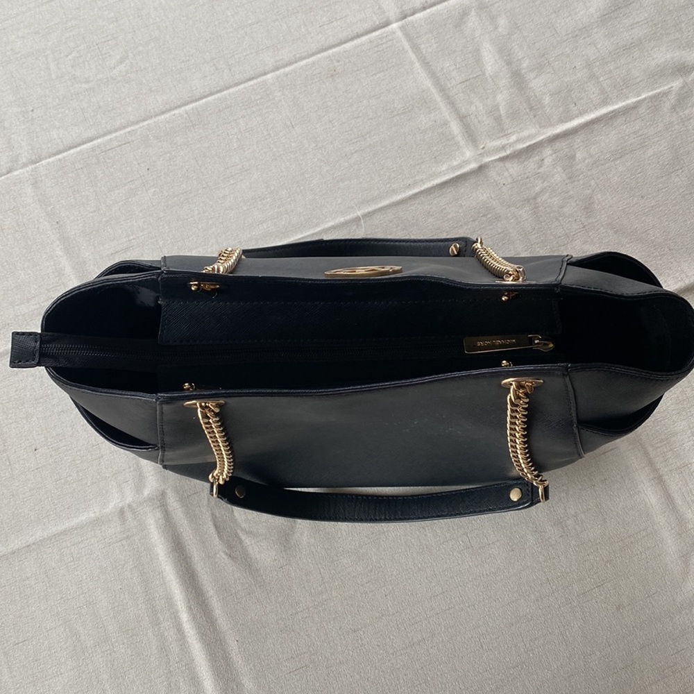 Authentic Michael Kors Purse - image 4